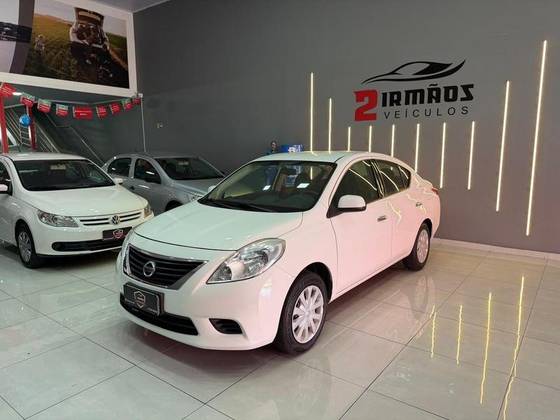 NISSAN VERSA 1.6 16V FLEX S 4P MANUAL